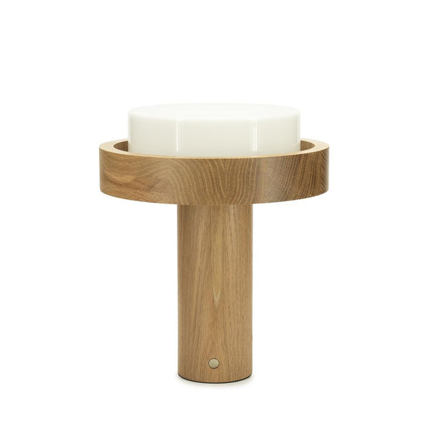 [016250396] Oaka borðlampi