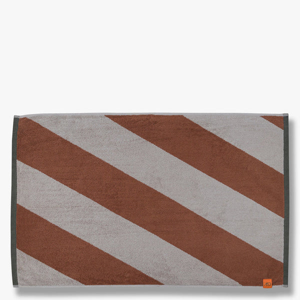 [010DIABMB54] Diagonal baðmotta brick 50x80cm