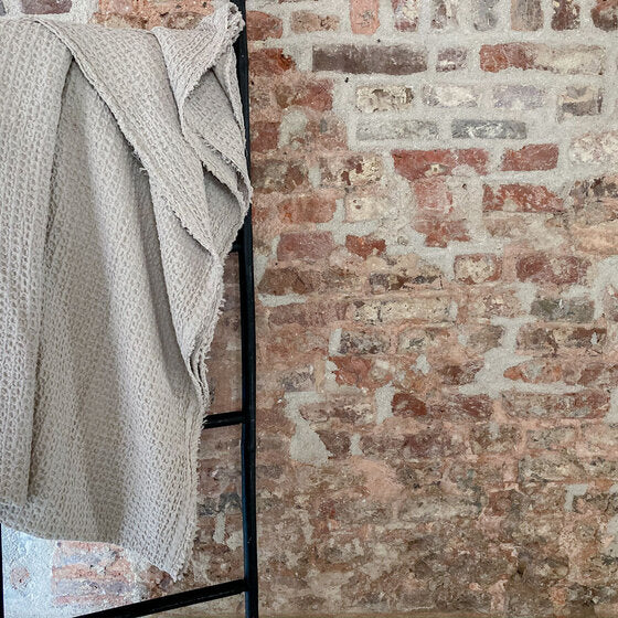 [031627831] Kos teppi taupe 140x260